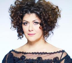 Дивна Любоевич